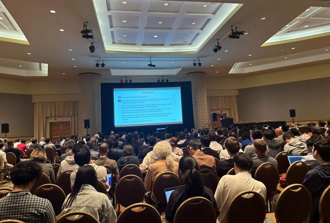 GPT-4、ChatGLM2、Llama2、PaLM2在KDD LLM Day上一起开了个会